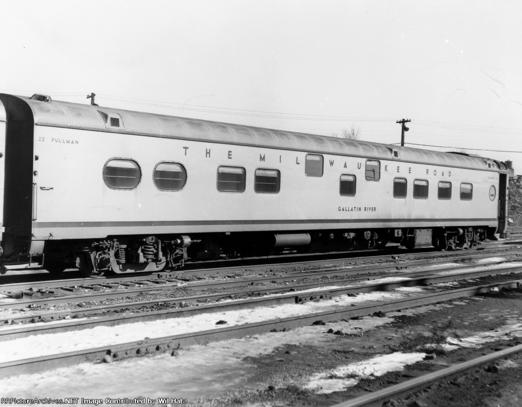 Milwaukee Road 8-6-4 Sleeper 22 "Gallatin River"